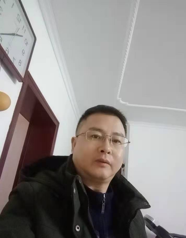 想牵你的手的第一张照片--安徽上门女婿服务网