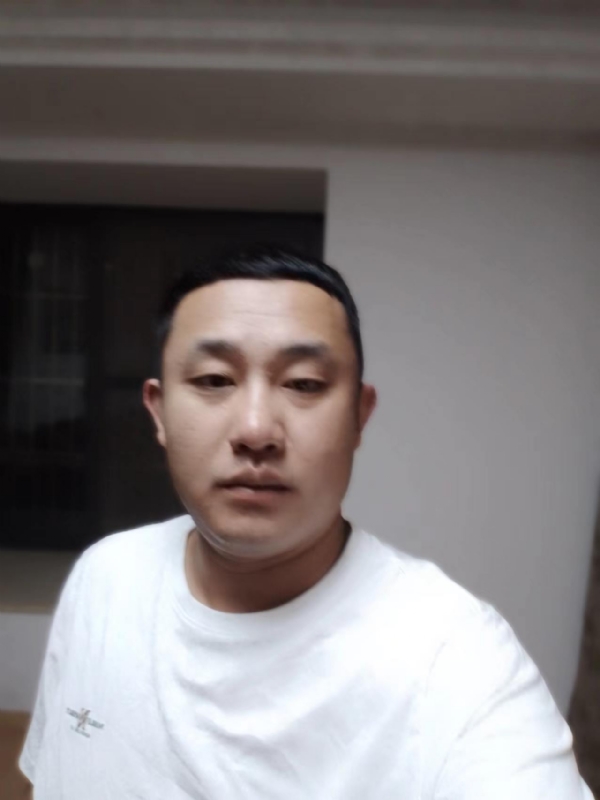 魔尊的第一张照片--安徽上门女婿服务网